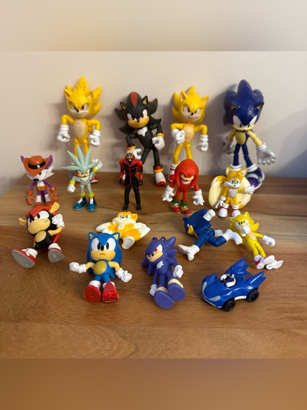 Sonic the Hedgehog 3” & 5”Jakks Figures Knuckles shadow super silver fang lot